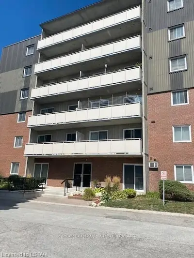 1104 JALNA Boulevard 205, London South, ON N6E 2S6