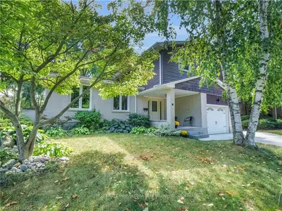 582 CRANBROOK Road, London South, ON N6K 1W5