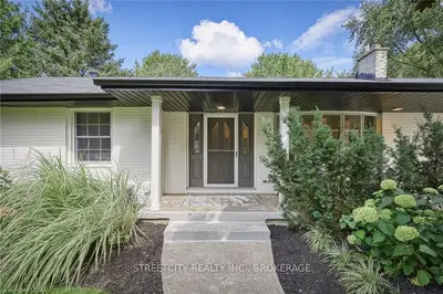 1716 HAMILTON Road, London South, ON N6M 1G4