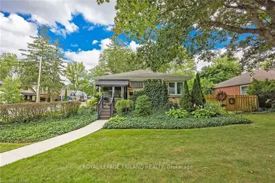 178 BELGRAVE Avenue, London South, ON N6C 4B9