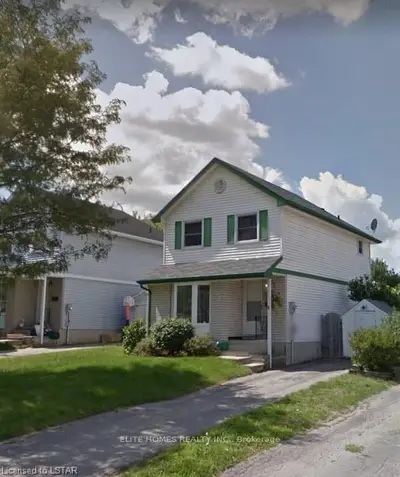 5 CLEVELAND Place, London South, ON N5Z 4T5