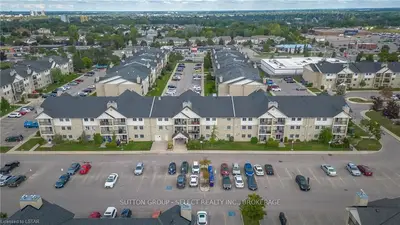 731 DEVERON Crescent 303, London South, ON N5Z 4X6