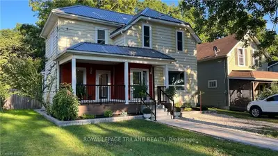 3218 CHURCH Street, Brooke-Alvinston, ON N0N 1A0