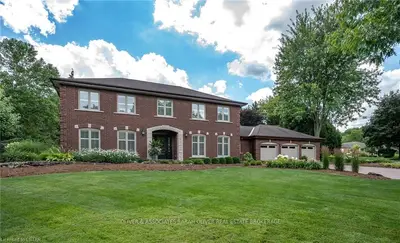 3991 SOUTHWINDS Court, London South, ON N6P 1E6