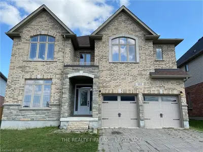 111 BRADWELL Chase, London North, ON N6G 0P3