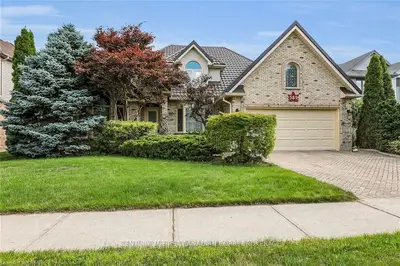 389 AMBLESIDE Drive, London North, ON N6G 4Y2