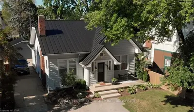 20 VICTORIA Avenue, Chatham-Kent, ON N7L 2Z6