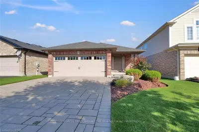 2898 BIDDULPH Street, London South, ON N6L 0A8