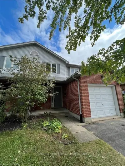 28 TANOAK Drive, London North, ON N6G 4Z9