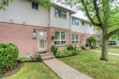 89 HIGHVIEW Avenue E 32, London South, ON N6C 5V7