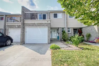 711 OSGOODE Drive 4, London South, ON N6E 2C8