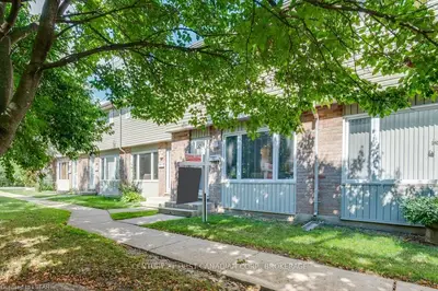 1095 Jalna Boulevard 93, London South, On N6e 2y7