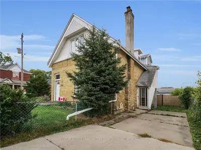 793 NELSON Street, London East, ON N5Z 1K2
