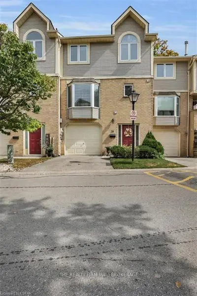 9 AILSA Place 24, London South, ON N5Z 4Z6