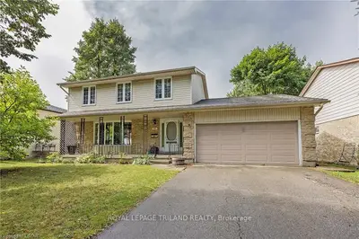 64 WESTBURY Avenue, London South, ON N6J 3G1