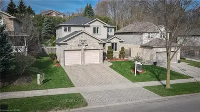 959 GUILDWOOD Boulevard, London North, ON N6H 5G4