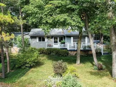 9966 PORT FRANKS ESTATE Drive, Lambton Shores, ON N0M 2L0