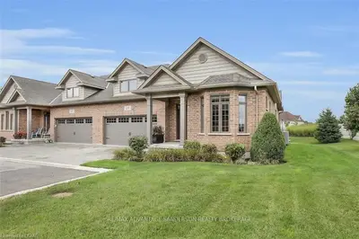 1800 SUMAC Way 23, London South, ON N6K 0G1