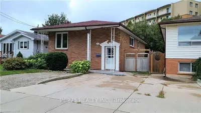 296 PHYLLIS Street, London South, ON N6J 2Z4