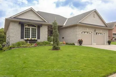 34 Little Creek Place, Central Elgin, On N5l 1k1