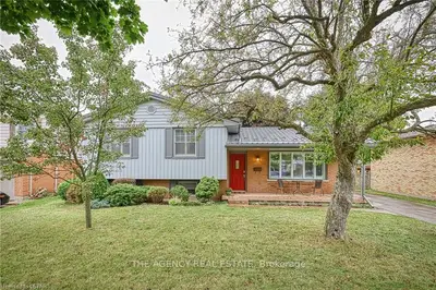 56 KILLARNEY Road, London North, ON N5X 2A8
