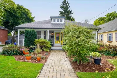23 GARFIELD Avenue, London South, ON N6C 2B4