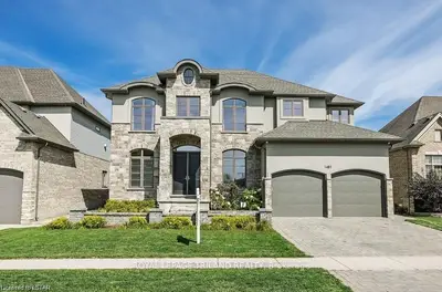 1481 JIM ALLEN Way, London South, ON N6K 0C2