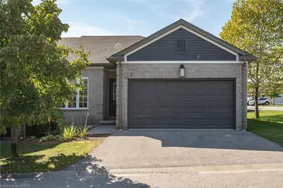 500 Sunnystone Road 7, London North, On N5x 4r4