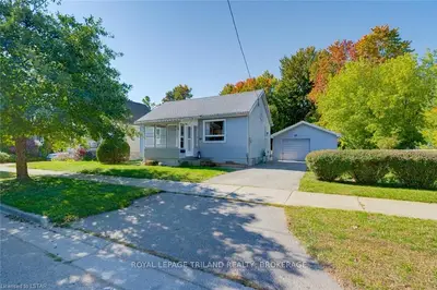 53 Lyman Street, London East, On N5y 1m7