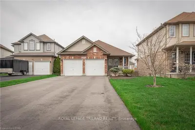 897 Briar Court, London North, On N5x 4g9