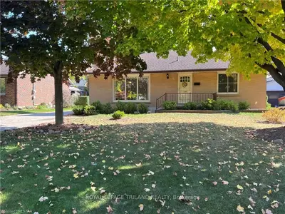 725 Leroy Avenue, London East, On N5y 4g6