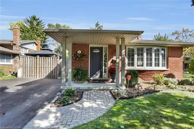 6 Carmen Crescent, London North, On N5x 2b3