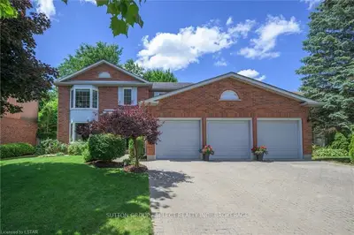 223 Sunnyside Drive, London North, On N5x 3r1