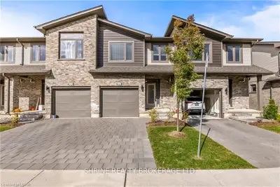 1960 Dalmagarry Road 111, London North, On N6g 0t8