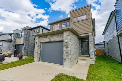 602 Freeport Street, London North, On N6g 5b1