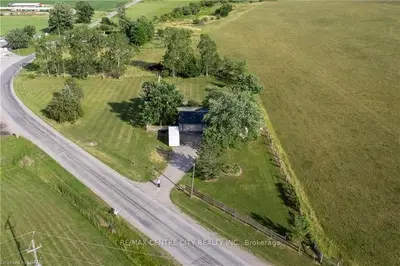 24931 Amiens Road, Strathroy-caradoc, On N7g 3h3