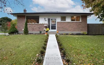 4 Surrey Crescent, London South, On N6e 1t6