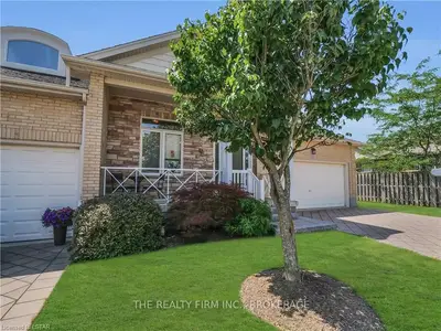 947 Adirondack Road 12, London South, On N6k 4y7
