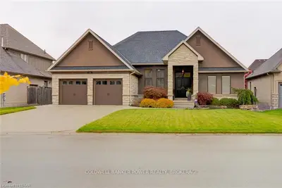 670 Eagletrace Drive, London North, On N6g 0e8
