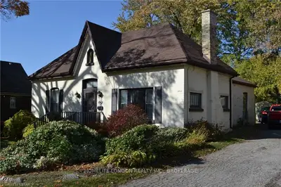 182 Thompson Road, London South, On N5z 2y8