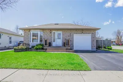 147 Pochard Lane, London East, On N5w 5z3
