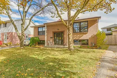 22 Constable Street, London North, On N6g 3p1