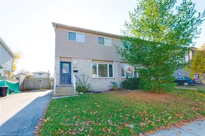 23 Denlaw Road Main Floor & Upper, London North, On N6g 3l3