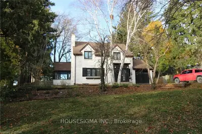 80 Commissioners Road E, London South, On N6c 2t1