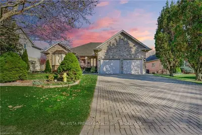 14 Drummond Place, London South, On N6c 6a7