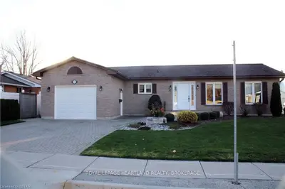 461 ANDREW Street, South Huron, ON N0M 1S1