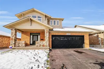 3229 Settlement Trail, London South, On N6p 1v4