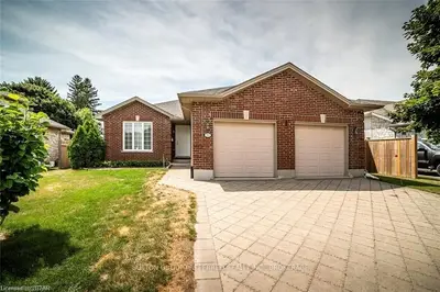 552 Head Street N, Strathroy-caradoc, On N7g 2k2
