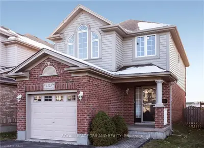 1123 Pleasantview Drive, London North, On N5x 4k3