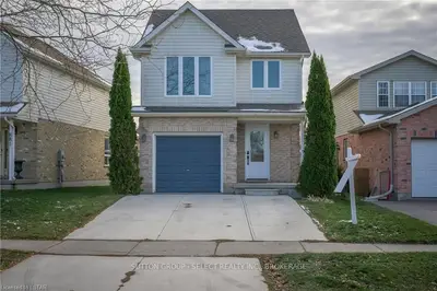 875 Marigold Street, London North, On N5x 4g8